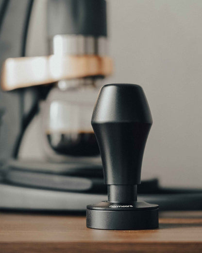 Normcore Espresso V4 - Spring-loaded, Self Leveling Tamper