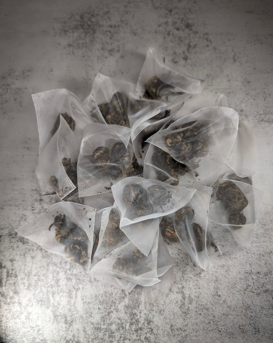 BLACK DRAGON PEARLS | 15 Tea Bags